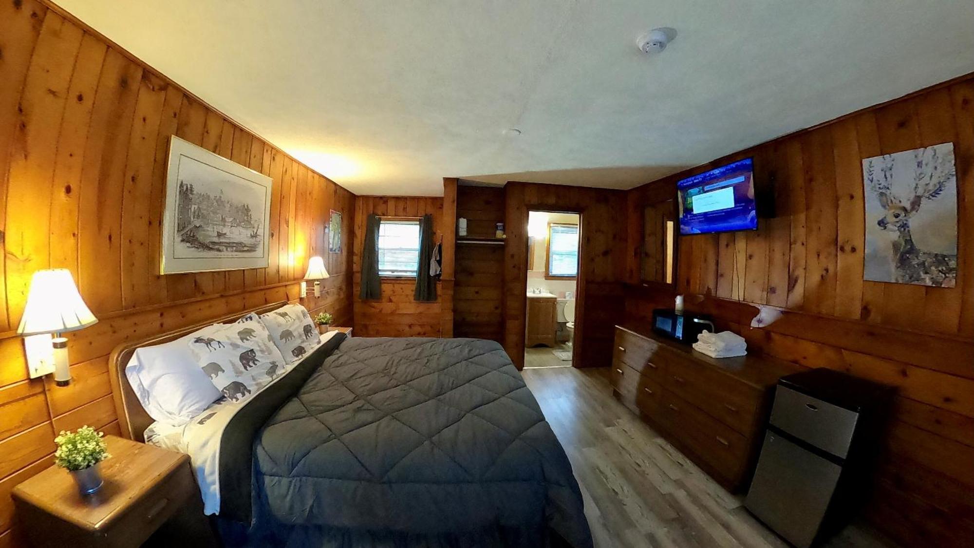 Heart Of The Berkshires Motel พิตส์ฟิลด์ ภายนอก รูปภาพ