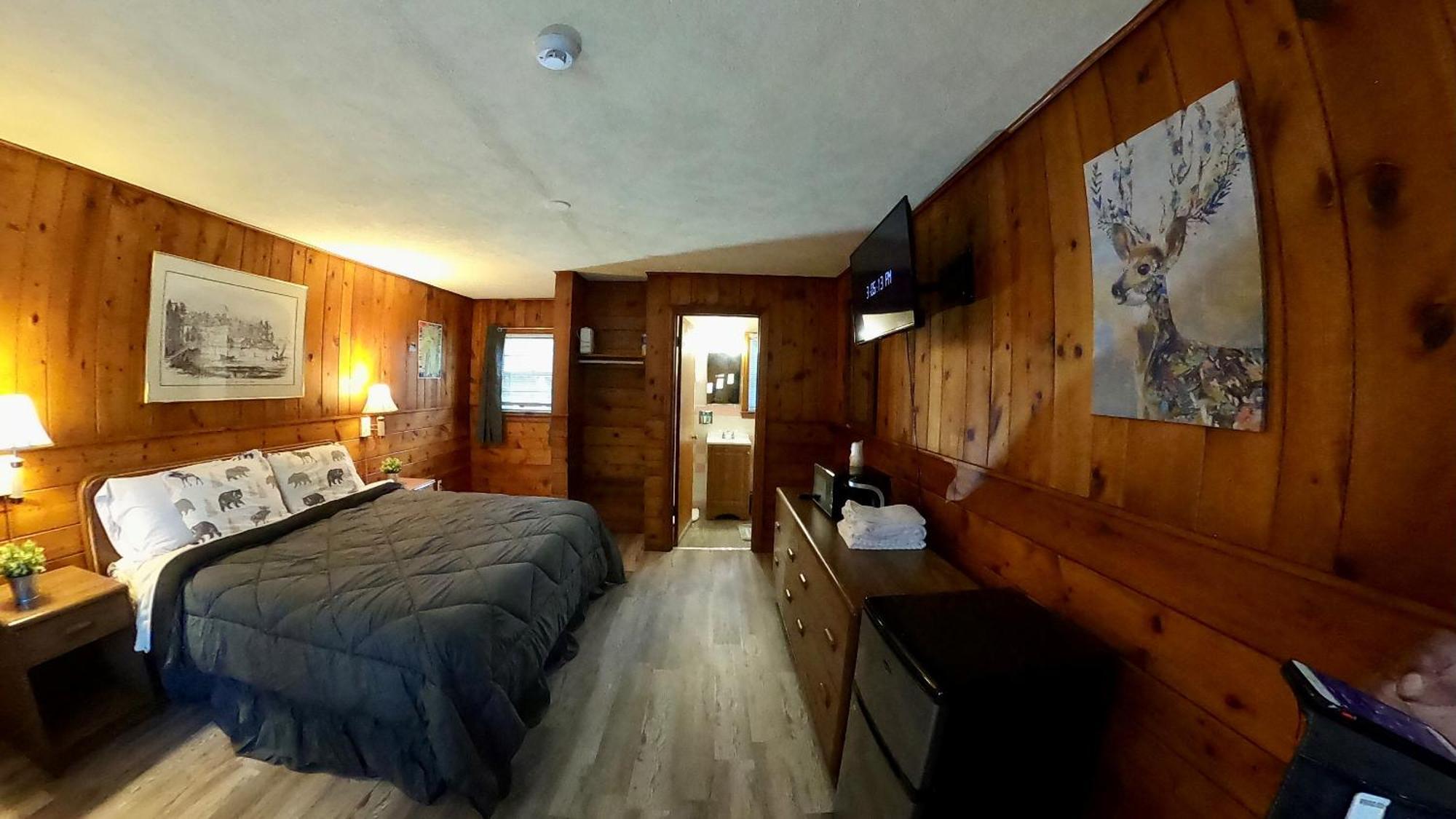 Heart Of The Berkshires Motel พิตส์ฟิลด์ ภายนอก รูปภาพ